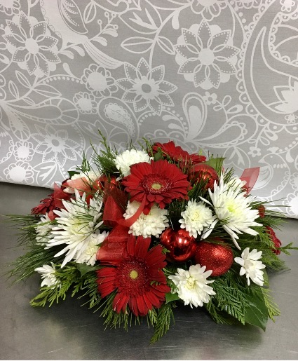 Holiday Traditions centerpiece  