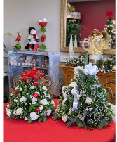 Holiday Christmas Tree  Arrangement