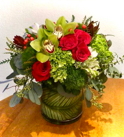 Holiday Merriment Floral Design