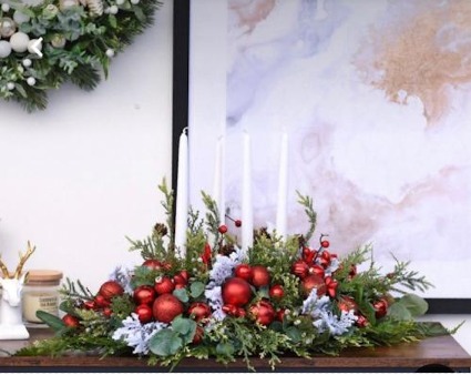 Holiday Romance Centerpiece 