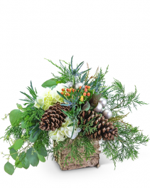 Holiday Spirit Flower Arrangement