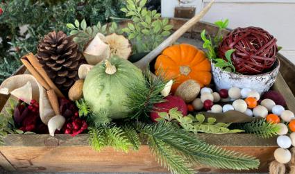 Holiday Tablescape - customizable 