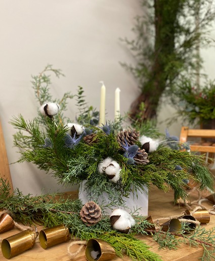 Holidazzle Centerpiece  