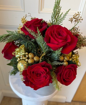 Holly Jolly Roses Arrangement
