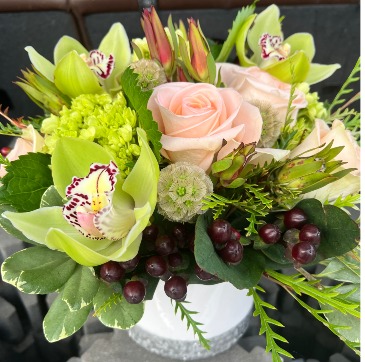 Honey Dew Melon Cylinder Vase in Braintree, MA | Braintree Flowers