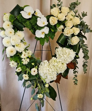 Honouring your Memory  Heart Arrangement 