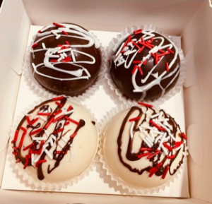 HOT CHOCOLATE BOMB GIFT BASKET