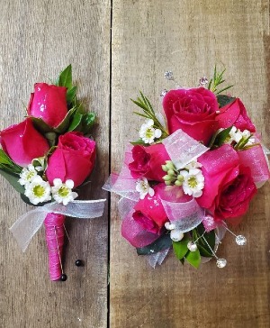 Hot Pink Set Corsage/ Boutonniere