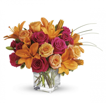 Fiery Lily & Rose Bouquet 