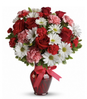 HUGS AND KISSES BOUQUET  ***CLEAR VASE ONLY***