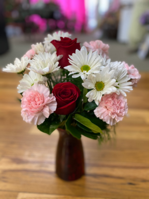 Hugs and Kisses VASE