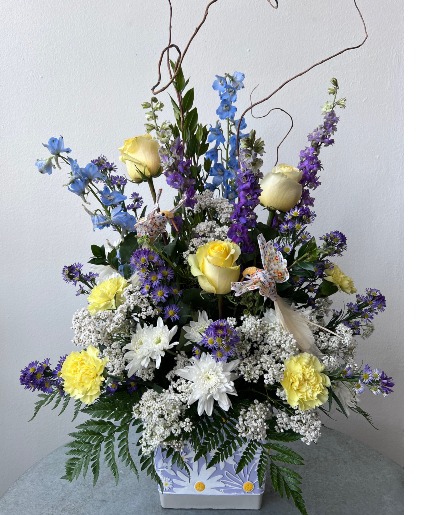Hummingbirds and Daisies 