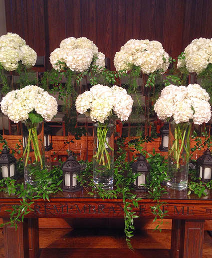 Hydrangea Clouds Table Arrangement