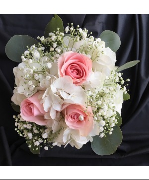 Hydrangea Rose Handheld Bouquet