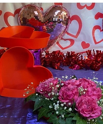 i heart u rose arrangment