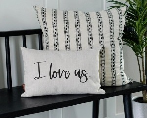 I love us Pillow Gift Shop