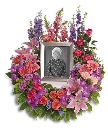 In Memoriam Wreath  Cremation Flowers   (urn/frame not included)  in Winnipeg, MB | MYRA ROSE FLORIST