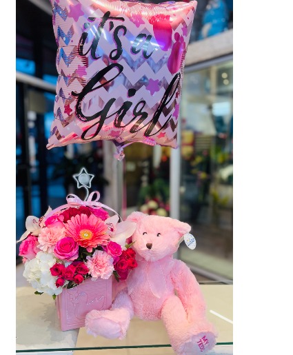 It's a Baby Girl Bouquet 