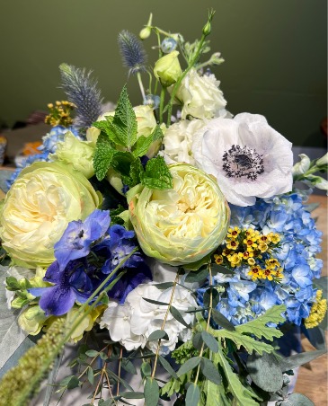 It's A Boy! Bouquet Flower Arrangement  in Orinda, CA | SaraBella flower shoppe