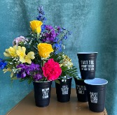 IT'S A PARTY CUP FRESH ARRANGEMENT