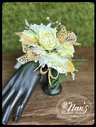 Ivory Elegance  in Bryan, TX | NAN'S BLOSSOM SHOP