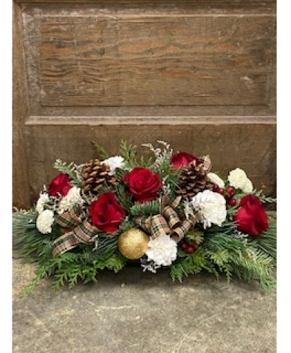 Jolly Christmas Centerpiece