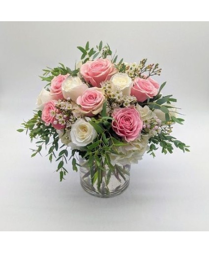 Just For You Roses Low Compact 