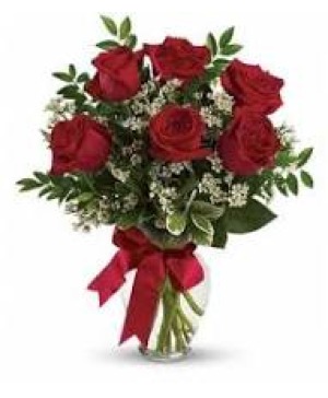 Just In Love   Vase Maybe Red Vase Arrangement  Substitutions Maybe Necessary