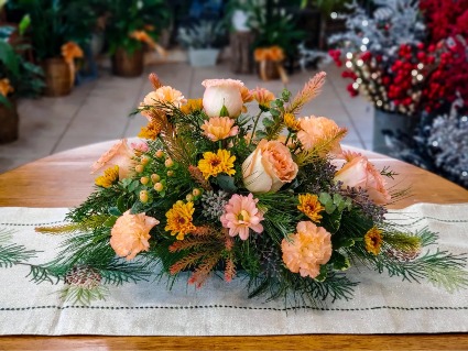 Just Peachy Centerpiece 