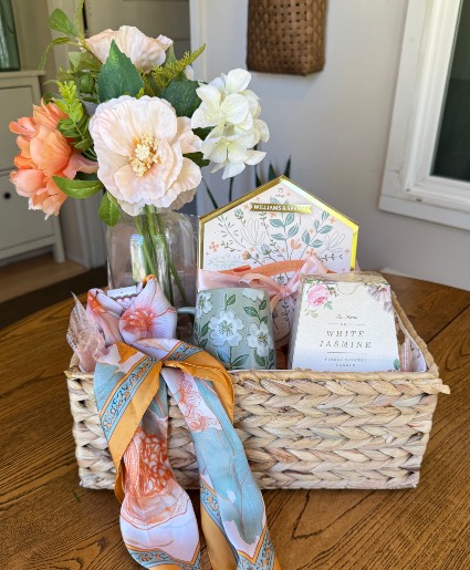Just Peachy Gift Basket 