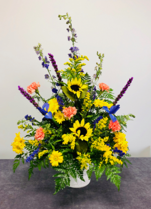 Kansas Memorial Fresh Arrangement