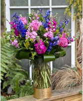 Kathryn Vase arrangement