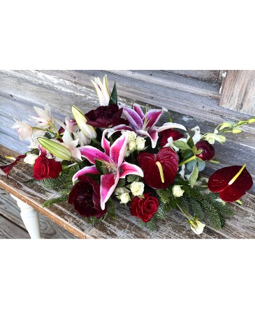 Key West Traditional Centerpiece Fresh Christmas Arrangement in Key West, FL | Petals & Vines
