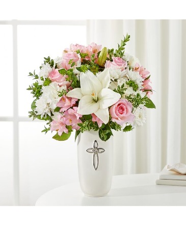 Kindly Devoted Bouquet in Warner Robins, GA | SHARRON'S FLOWER HOUSE