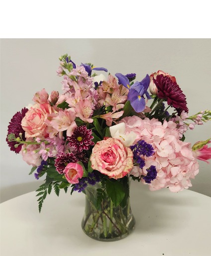 KMD2507 Lotsa Flowers Mom Vase