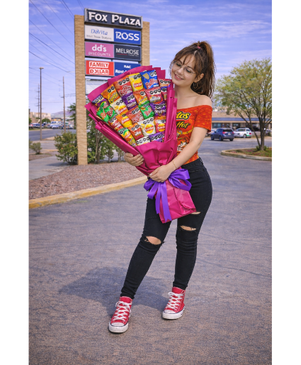 La Tóxica del Antojo Call Us for Faster Service & Daily Specials: (915) 303-8500 Text Us to Order Anytime: (915) 505-3708 Your trusted source for Flowers & Delivery in El Paso TX 