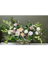 La Vie En Rose Showpiece