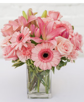 La Vie En Rose Vase Arrangement
