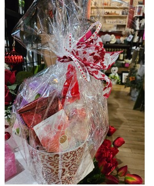 Ladies gift basket Variety of coffee,gnome and fun items