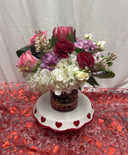 Lady Love Valentine's Day Signature Arrangement 