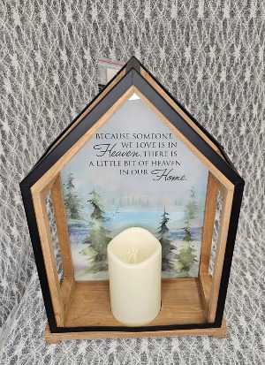 Lantern - Because someone we love in Heaven 