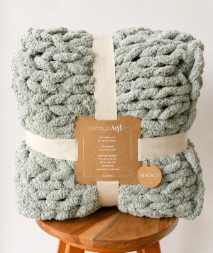 Large Chunky Knit Blanket - Sage Green 
