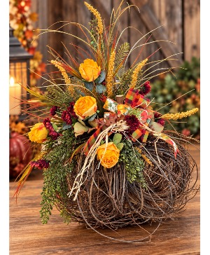 Large Silk design, grapevine pumpkin 