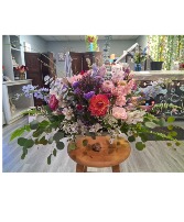 Large ~table arrangement 