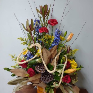Lasso 'em Fresh Arrangement
