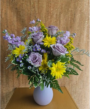 LAVENDER SERENDIPITY FLOWER ARRANGEMENT