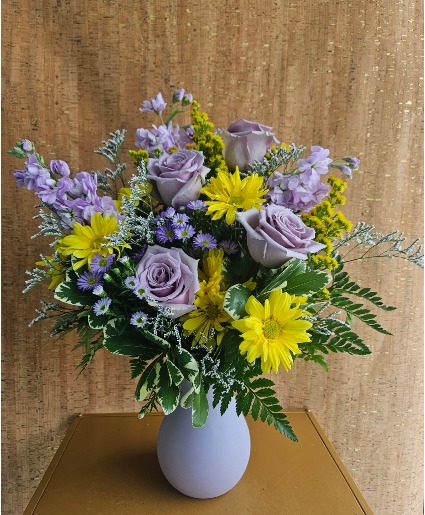 LAVENDER SERENDIPITY FLOWER ARRANGEMENT