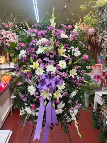 Lavender Standing Spray  in Mcallen, TX | Marylu's Flowers and Gifts