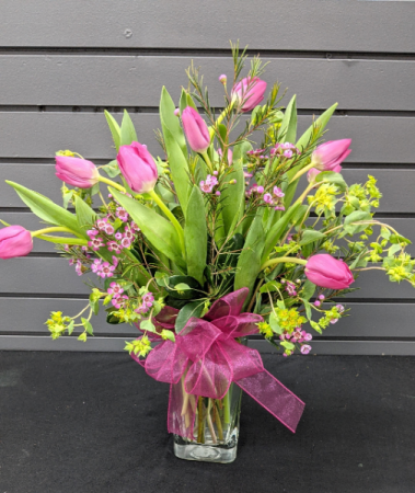 Totally tulips vase arrangement