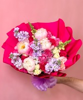 Leonor Peony Bouquet 